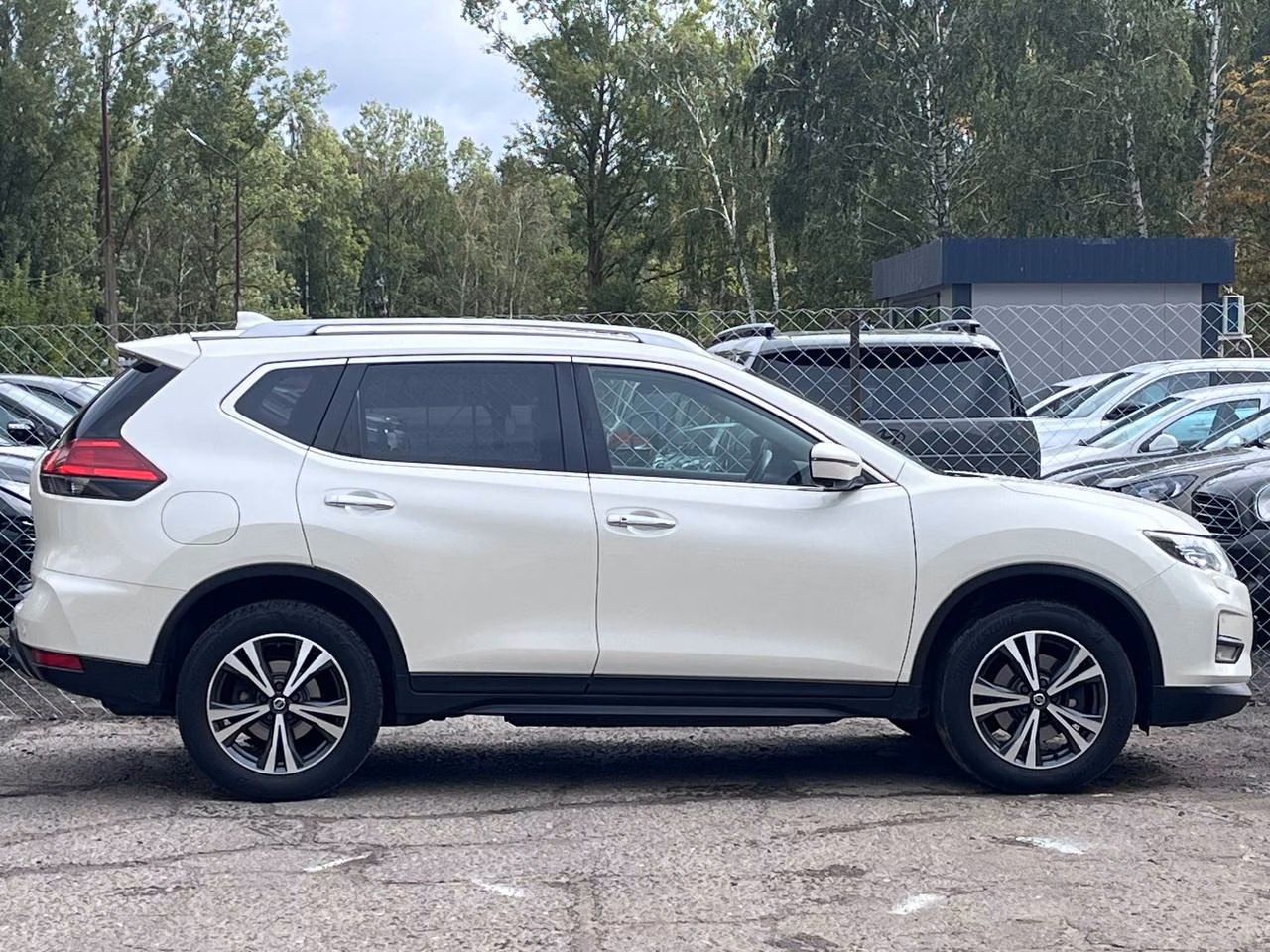 Nissan X-Trail фото 6