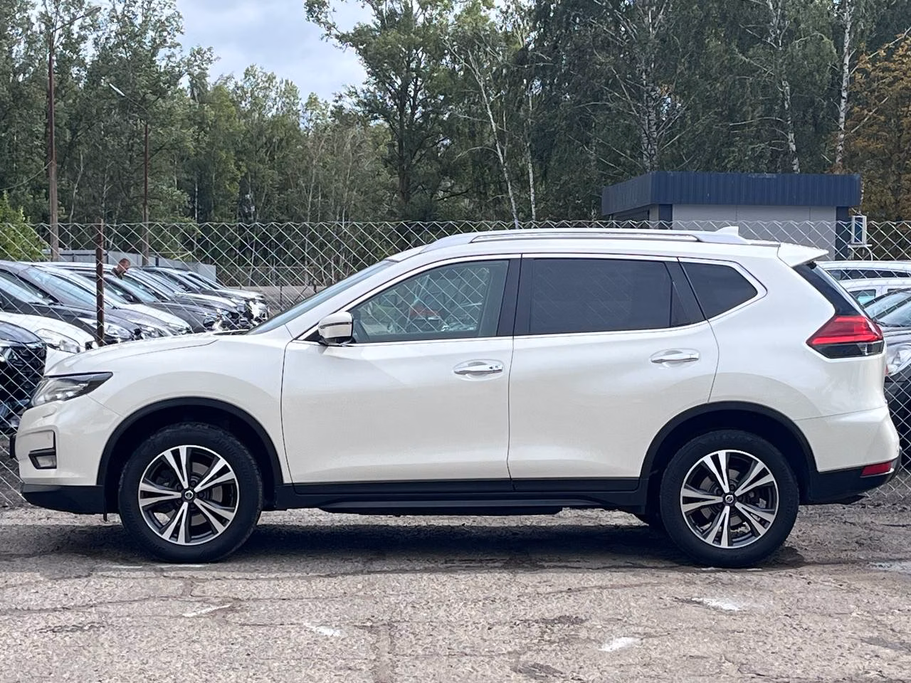 Nissan X-Trail фото 5