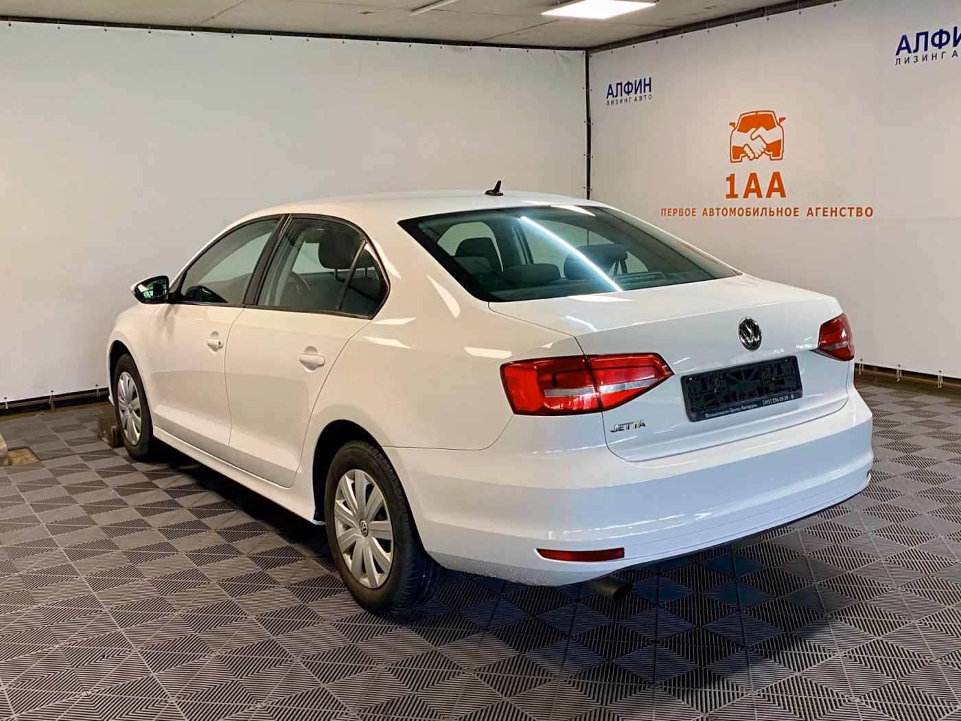 Volkswagen Jetta фото 4