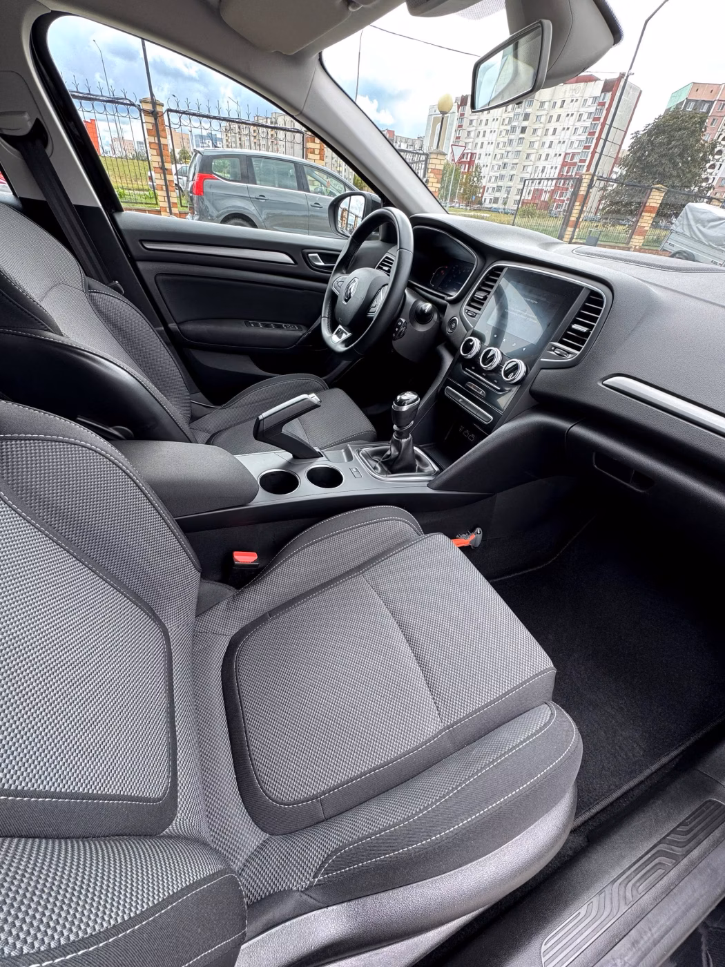 Renault Megane фото 14