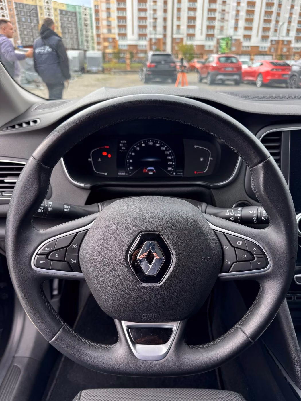 Renault Megane фото 16