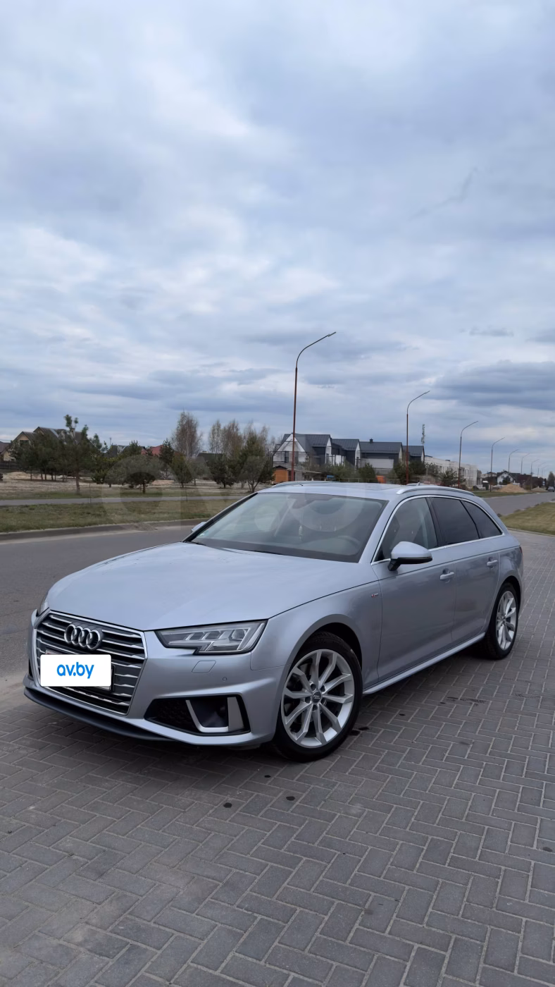 Audi A4 фото 2