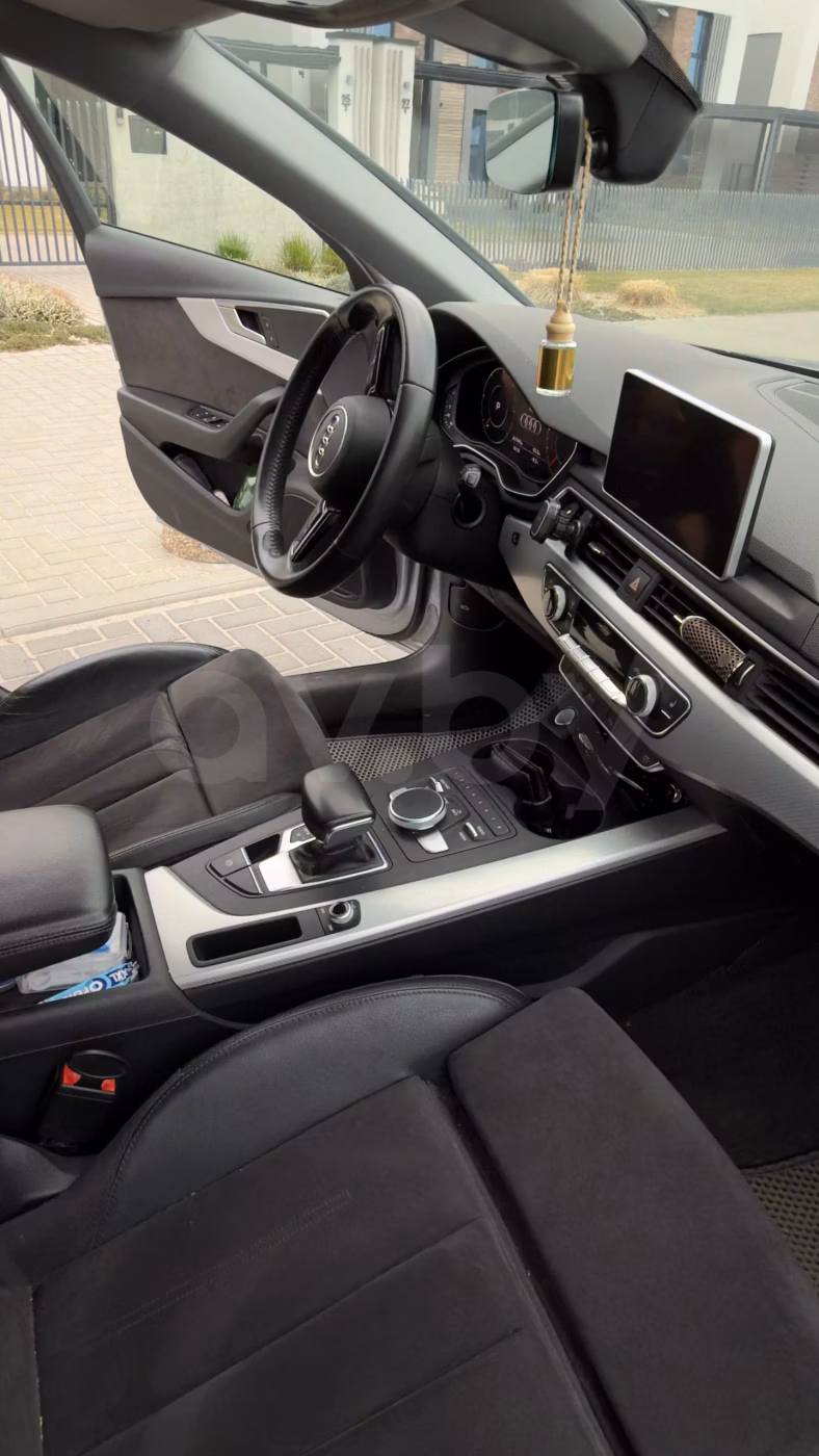 Audi A4 фото 6