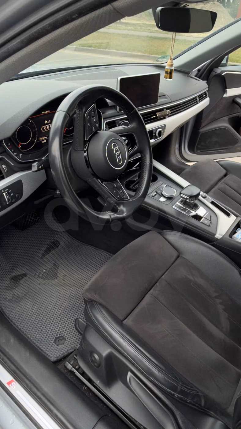 Audi A4 фото 7