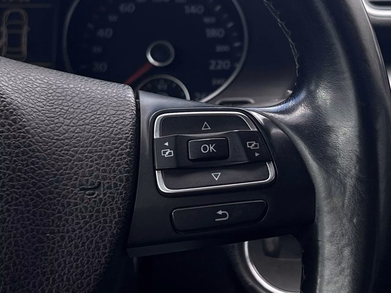 Volkswagen Passat фото 17