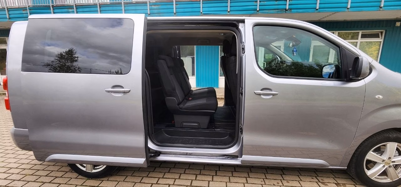 Toyota ProAce Verso фото 11