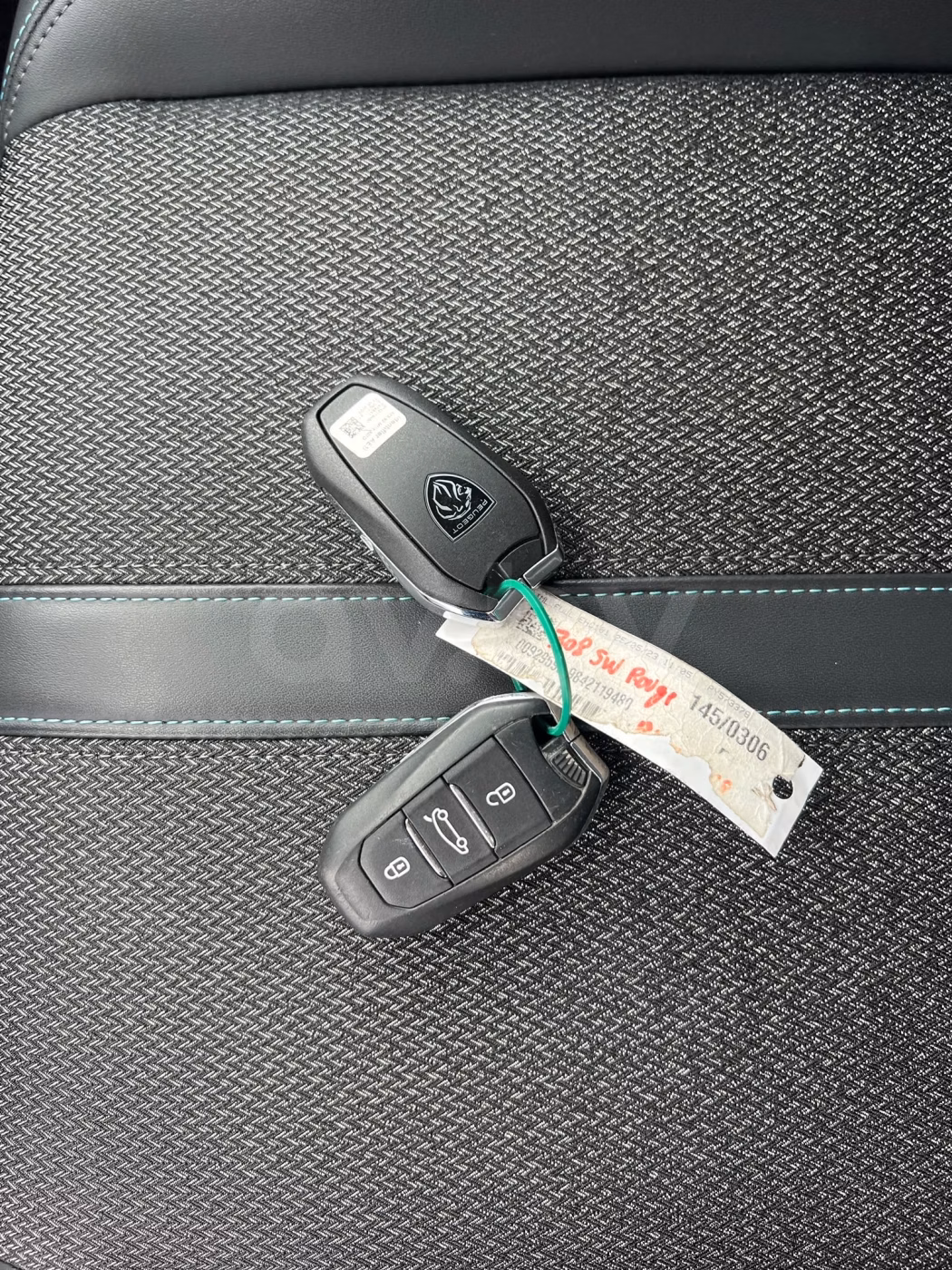 Peugeot 308 фото 6