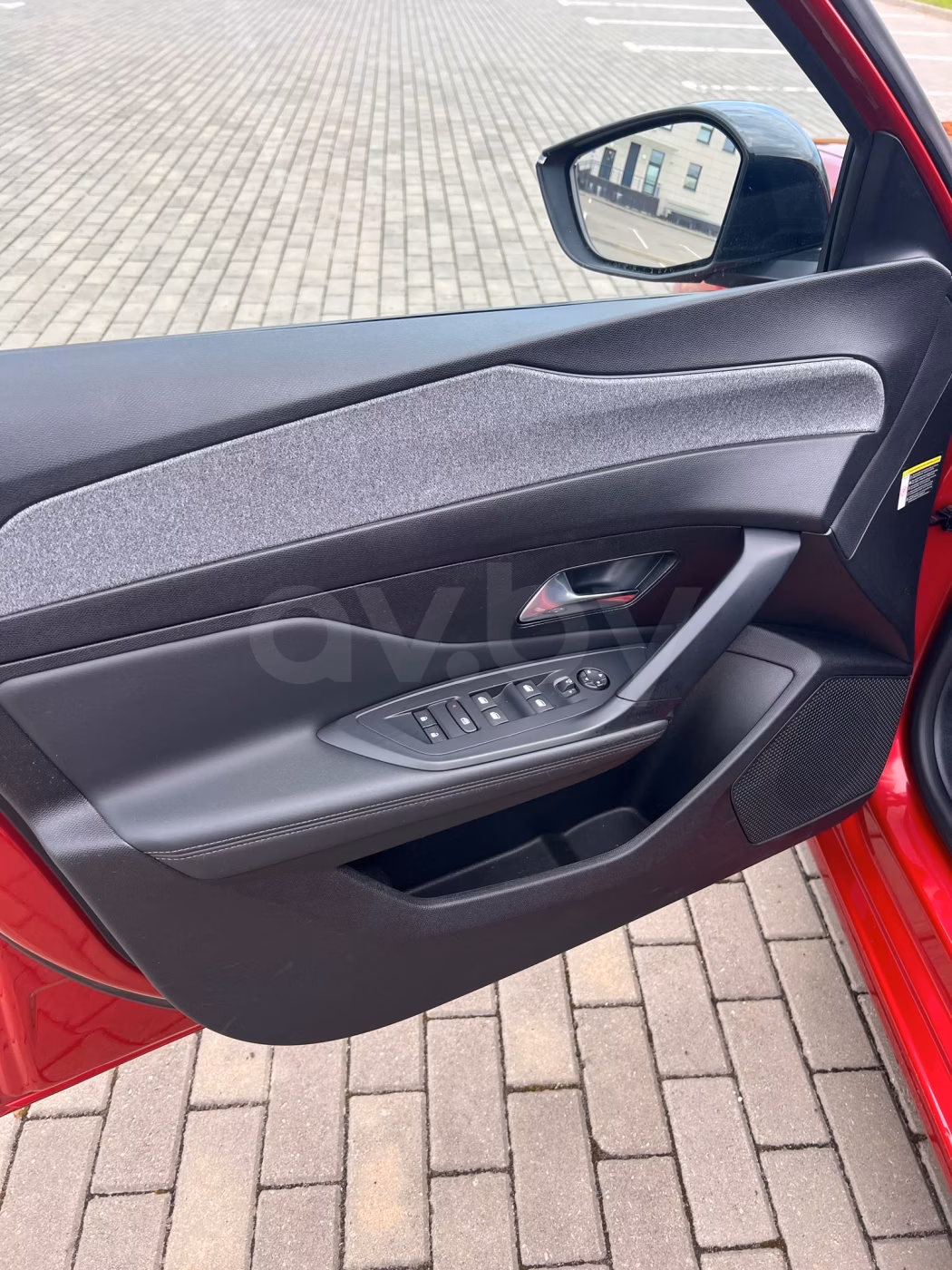 Peugeot 308 фото 10