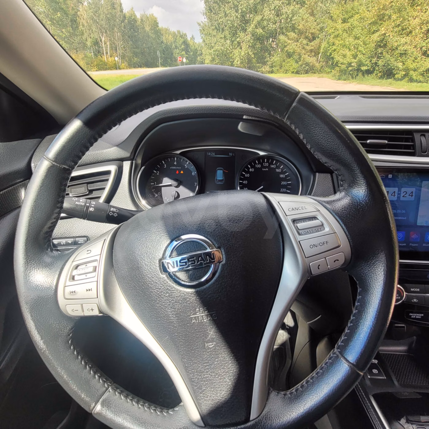 Nissan X-Trail фото 11