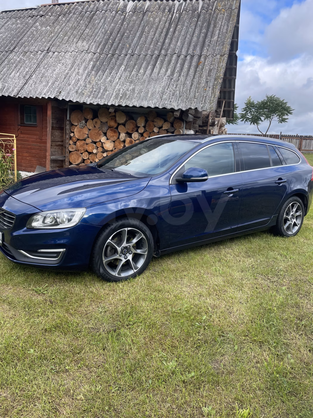 Volvo V60 фото 6