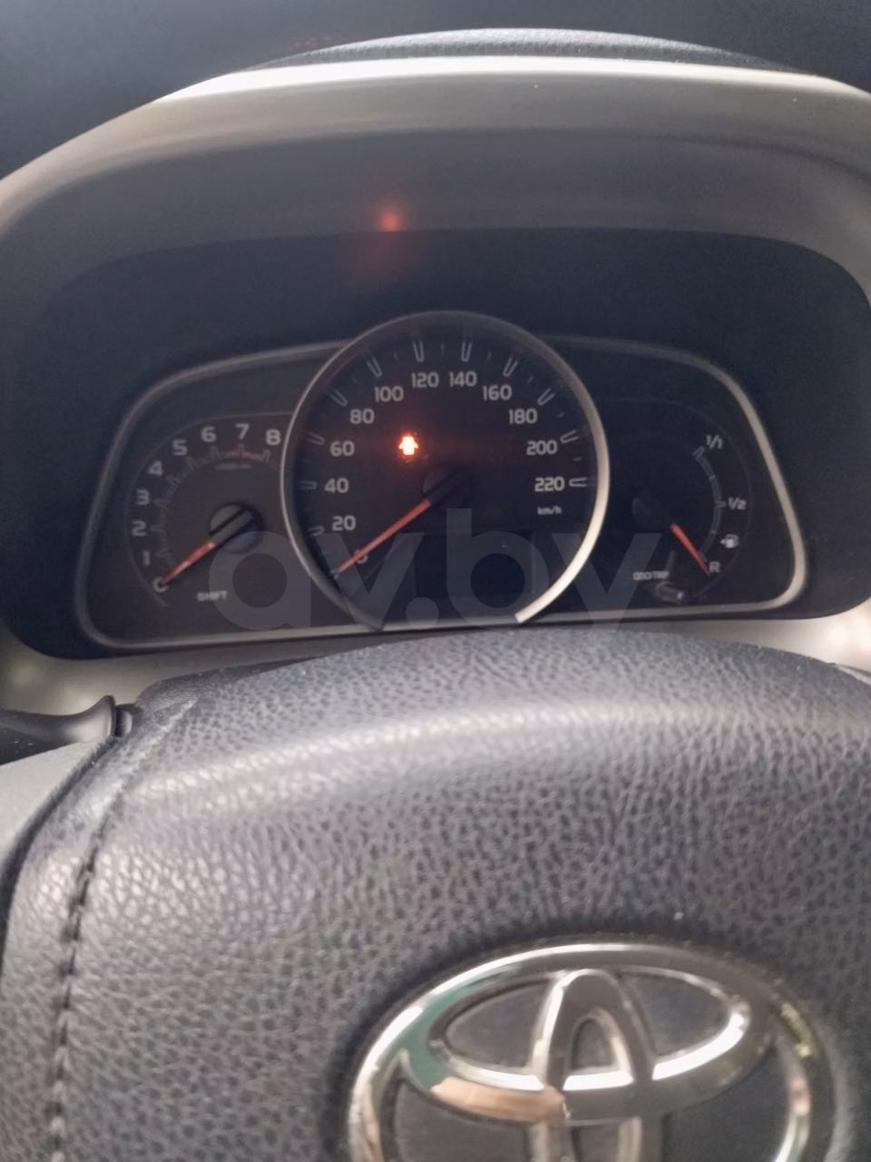 Toyota RAV4 фото 8
