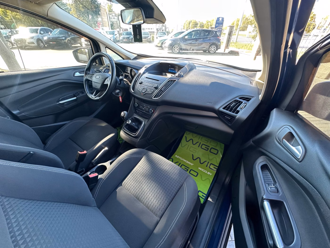 Ford C-MAX фото 12