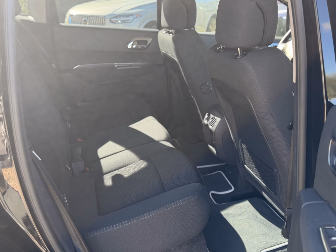 Peugeot 3008 фото 11