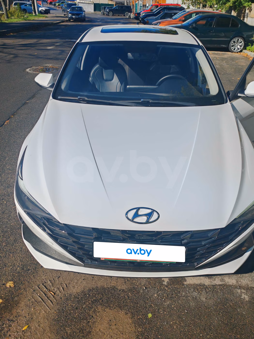 Hyundai Elantra фото 30
