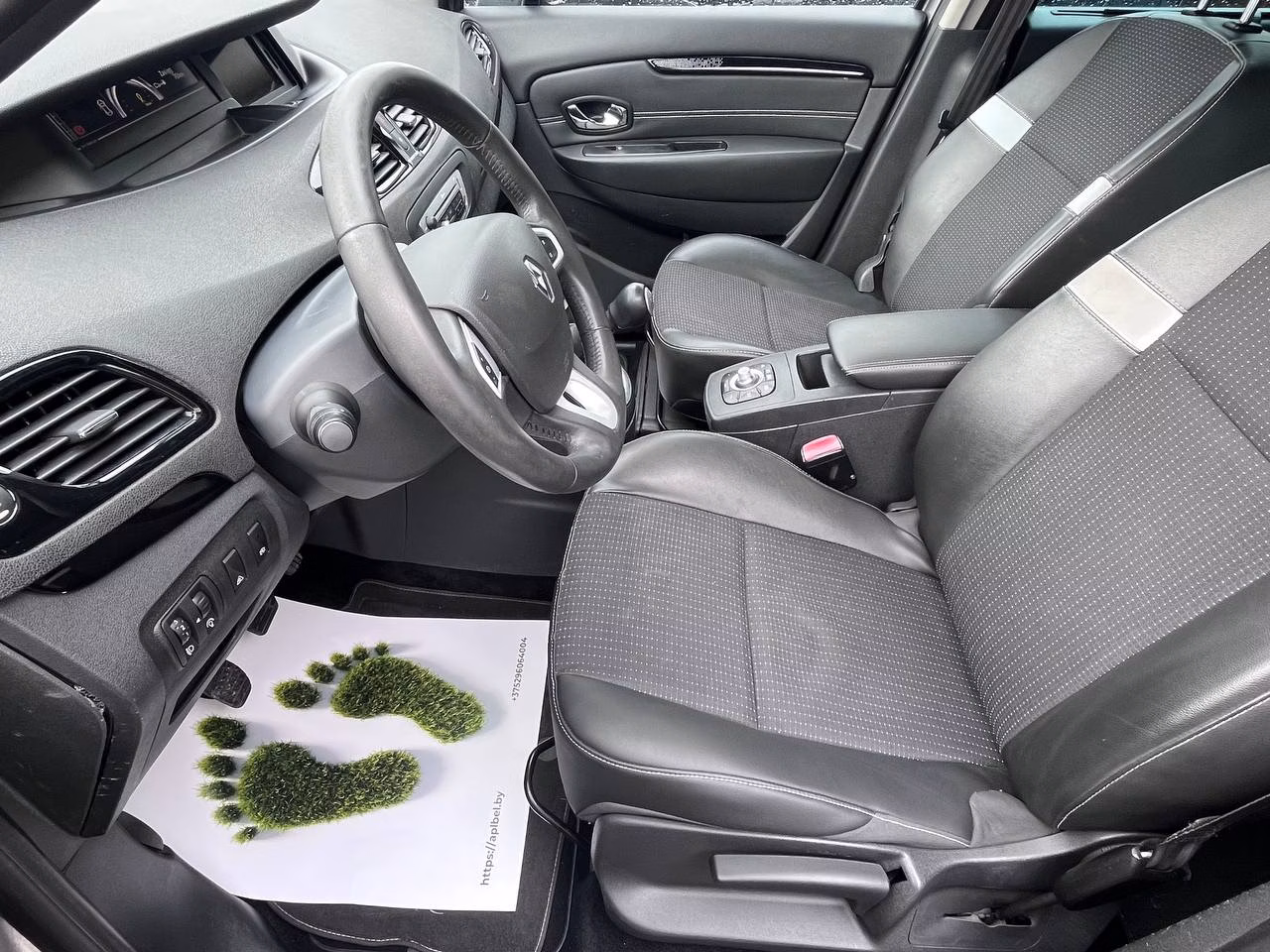 Renault Scenic фото 7