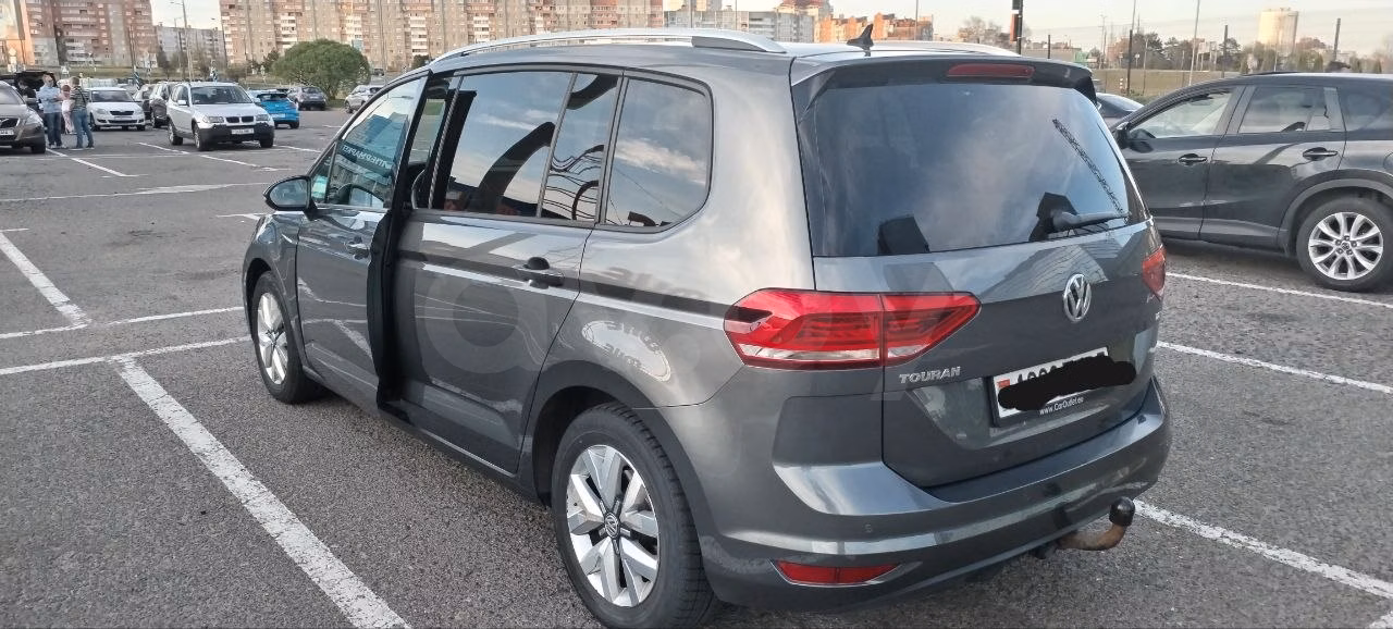 Volkswagen Touran