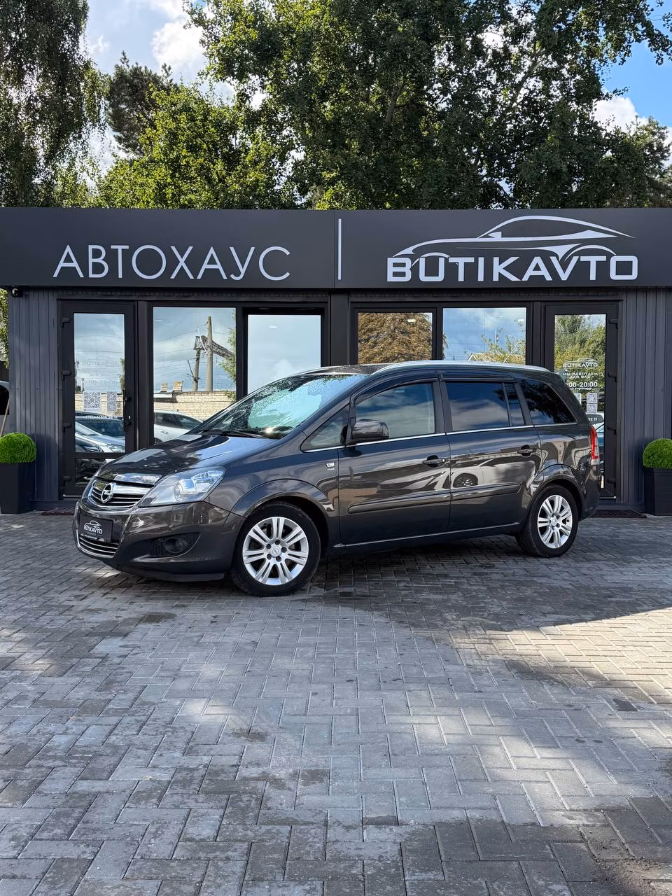 Opel Zafira фото 3