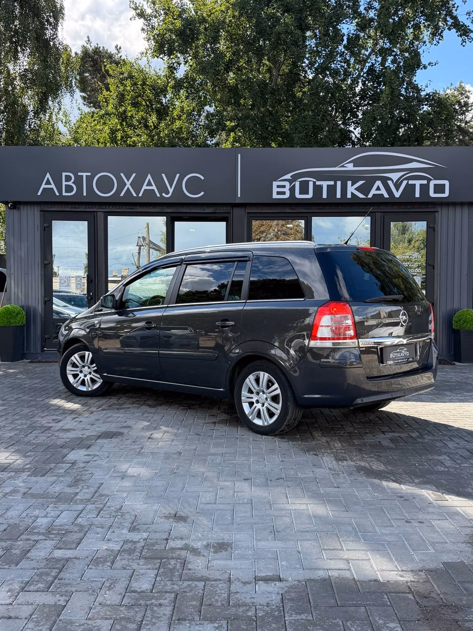 Opel Zafira фото 5