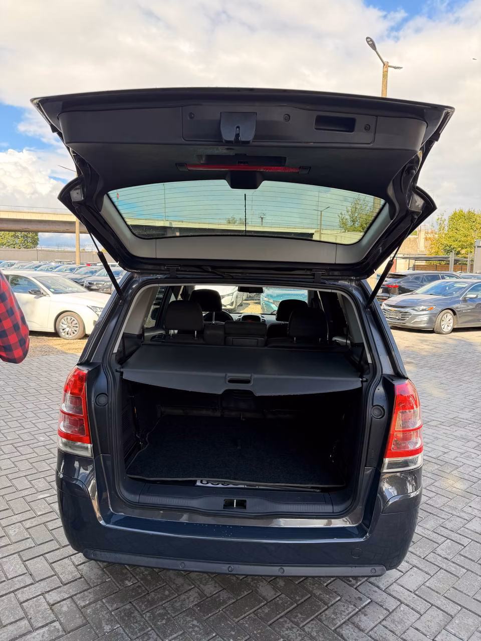 Opel Zafira фото 16