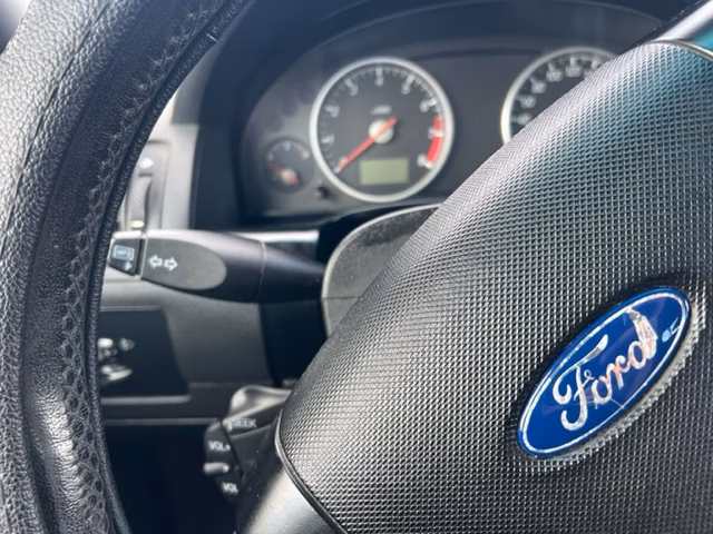 Ford Mondeo фото 16
