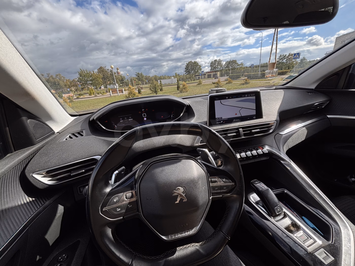 Peugeot 5008 фото 4