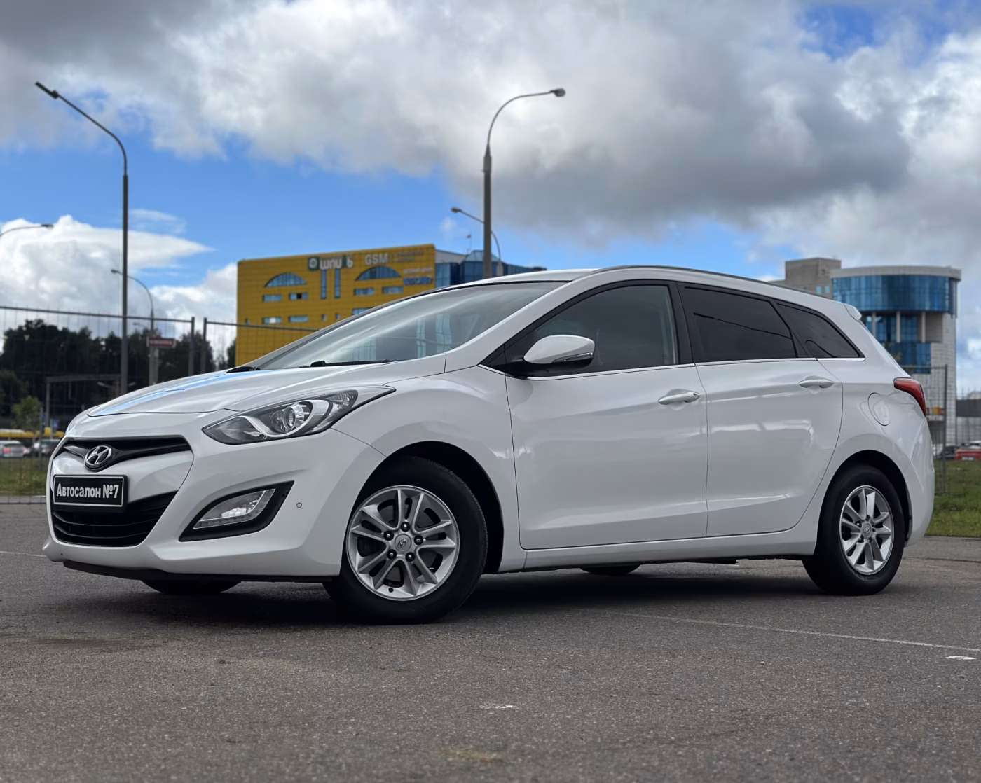 Hyundai i30 фото 2