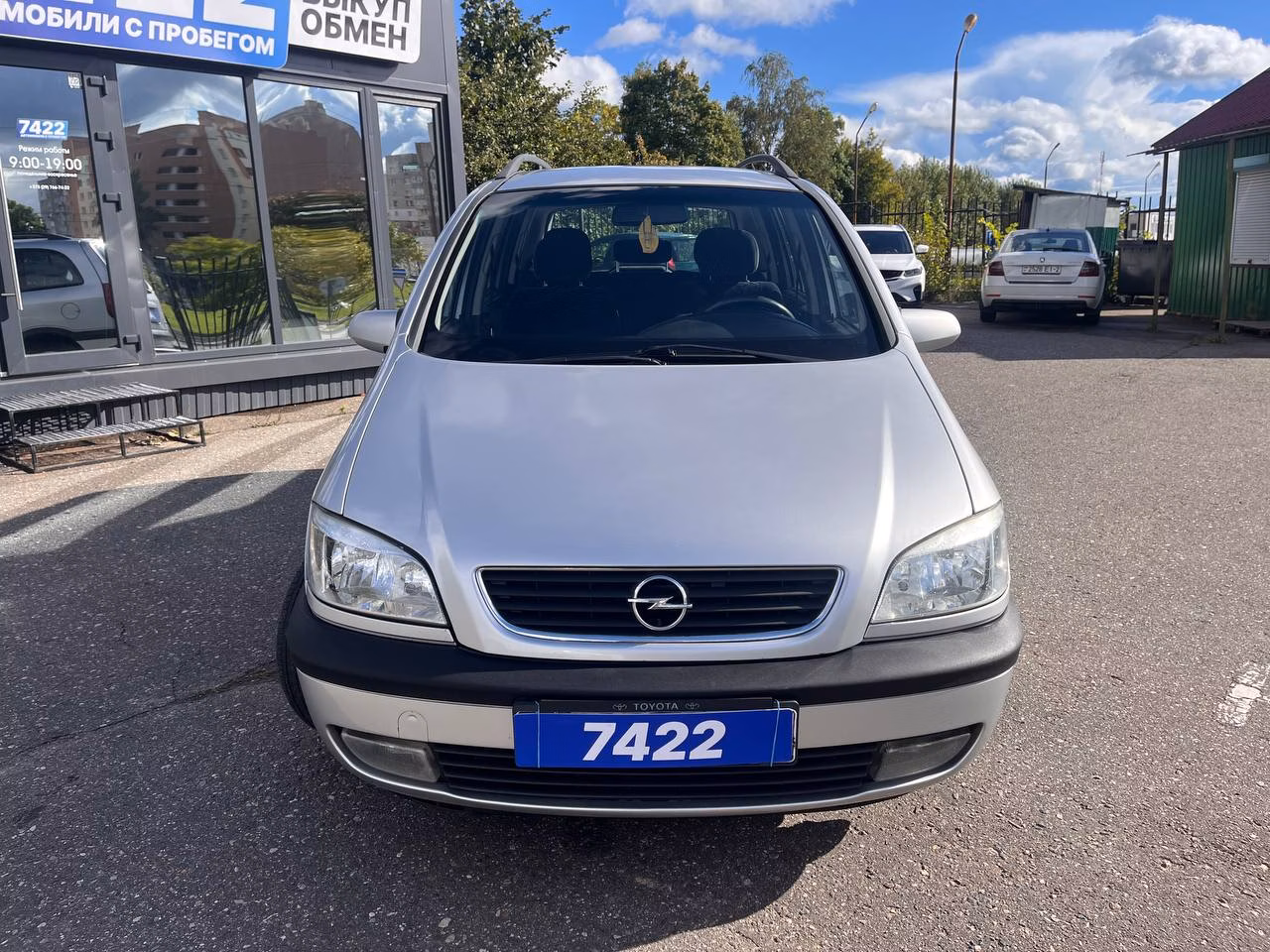 Opel Zafira фото 2