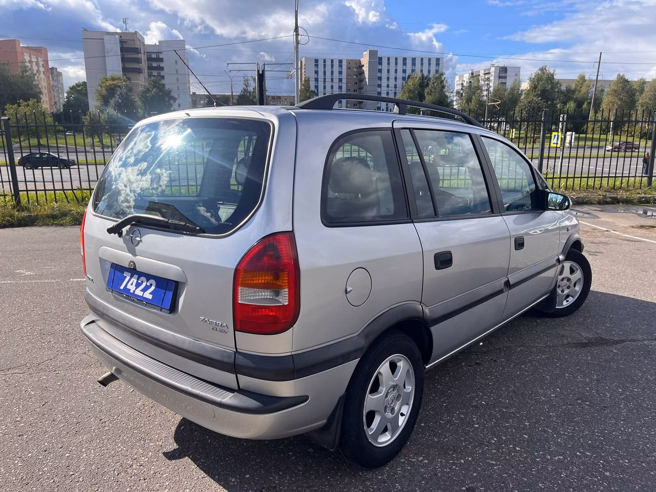 Opel Zafira фото 5