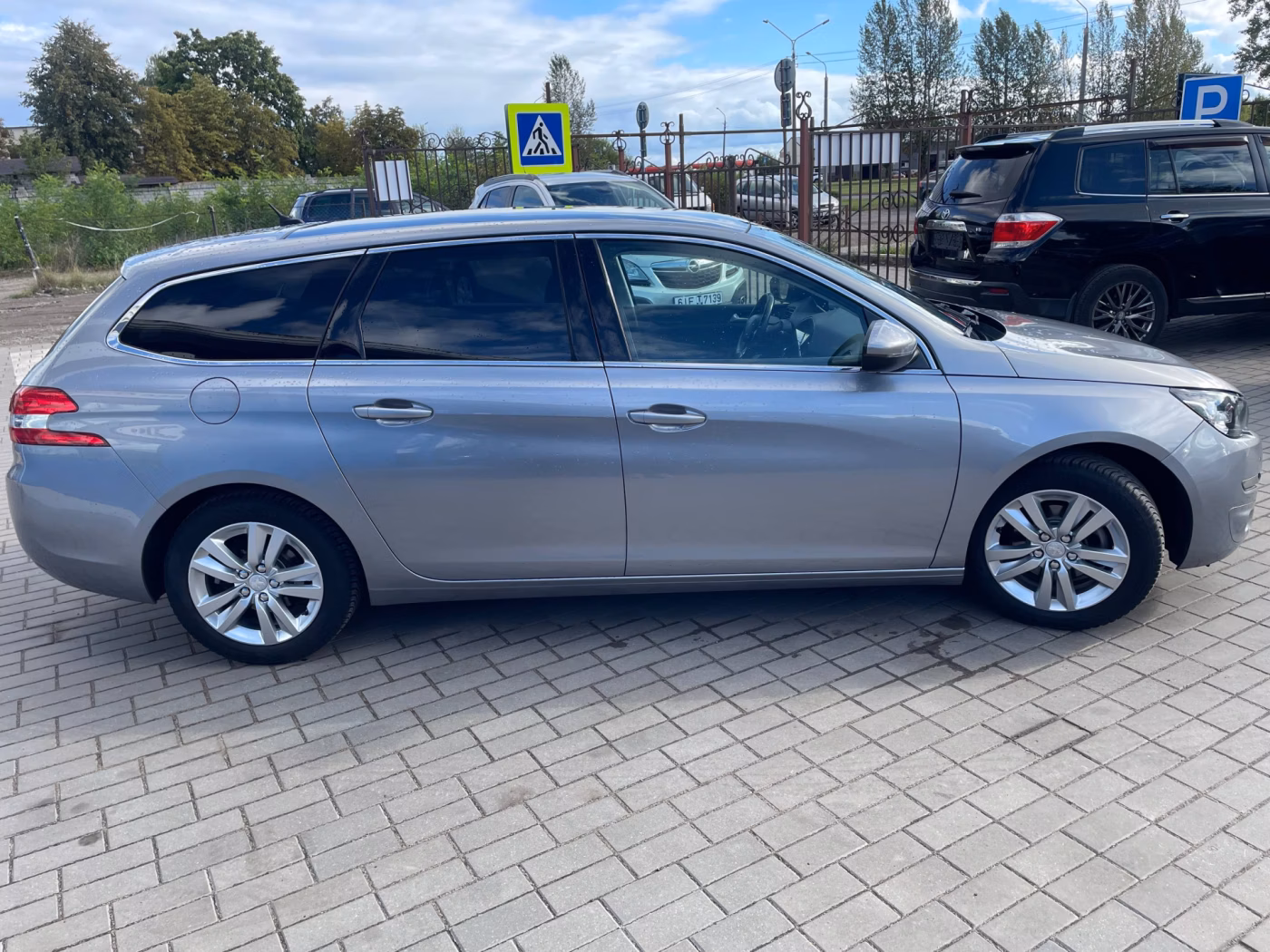 Peugeot 308 фото 4