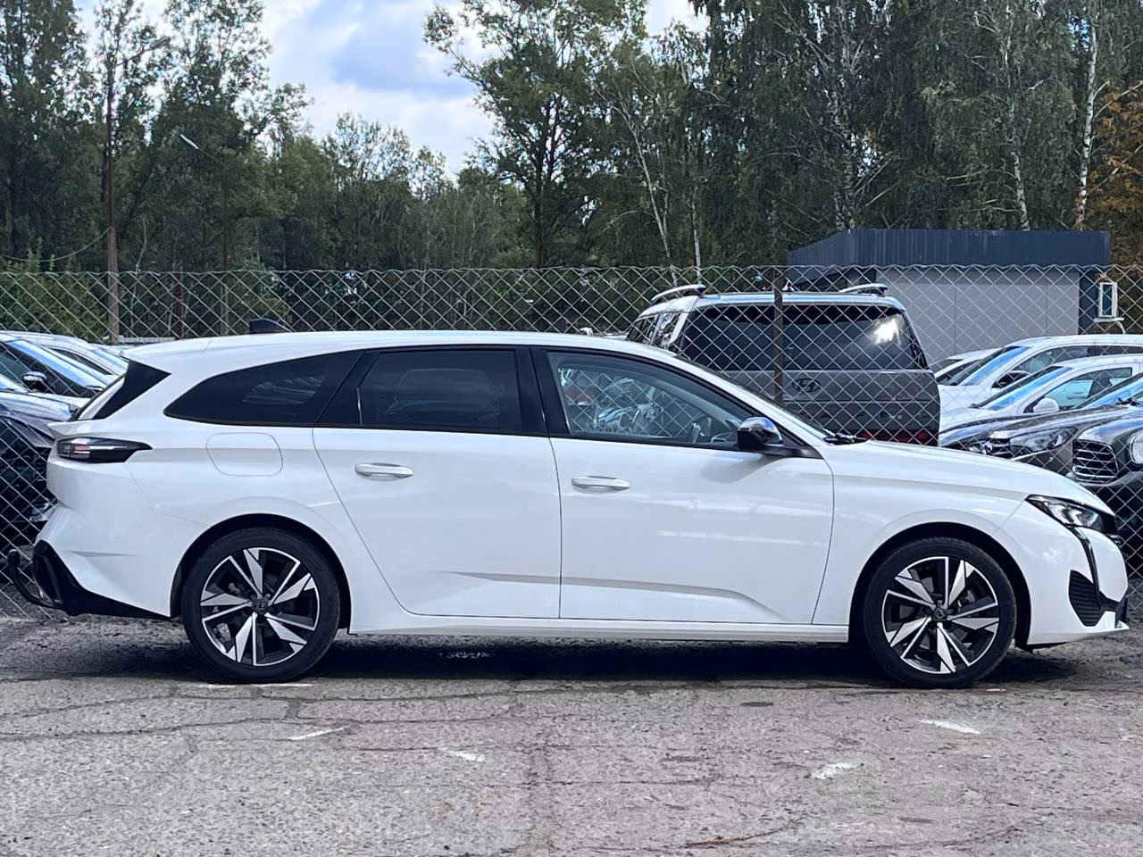 Peugeot 308 фото 6