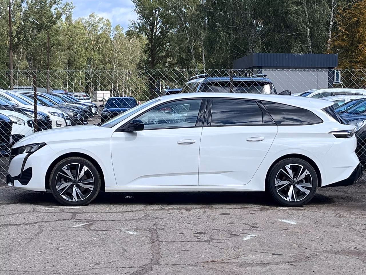 Peugeot 308 фото 5