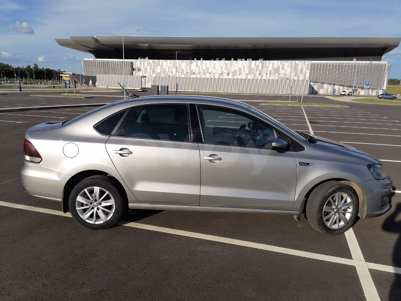 Volkswagen Polo Sedan фото 4