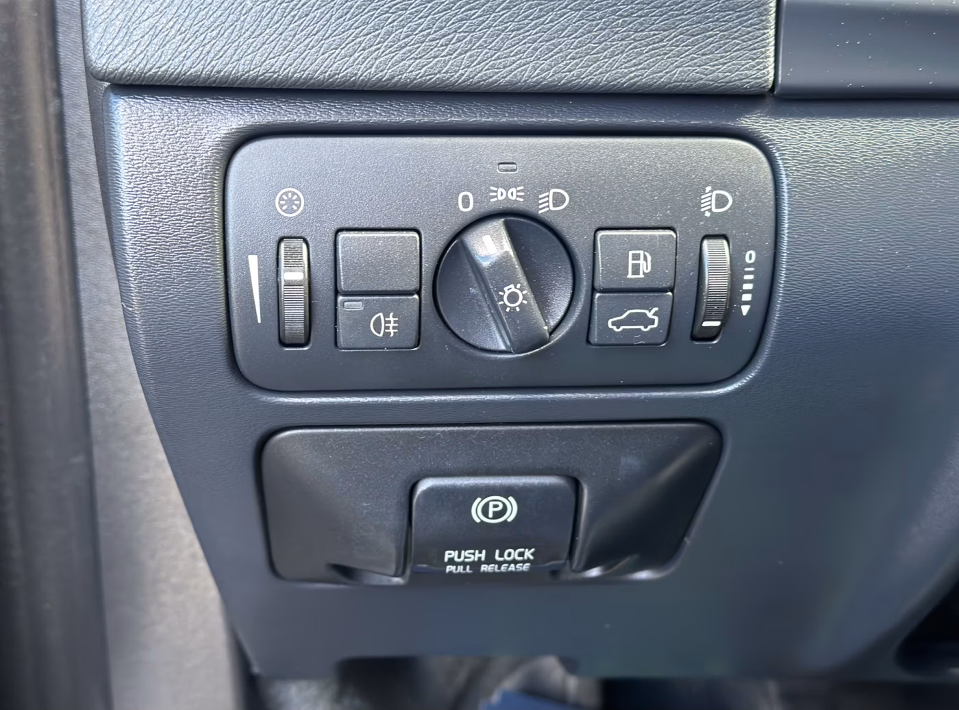 Volvo V60 фото 18