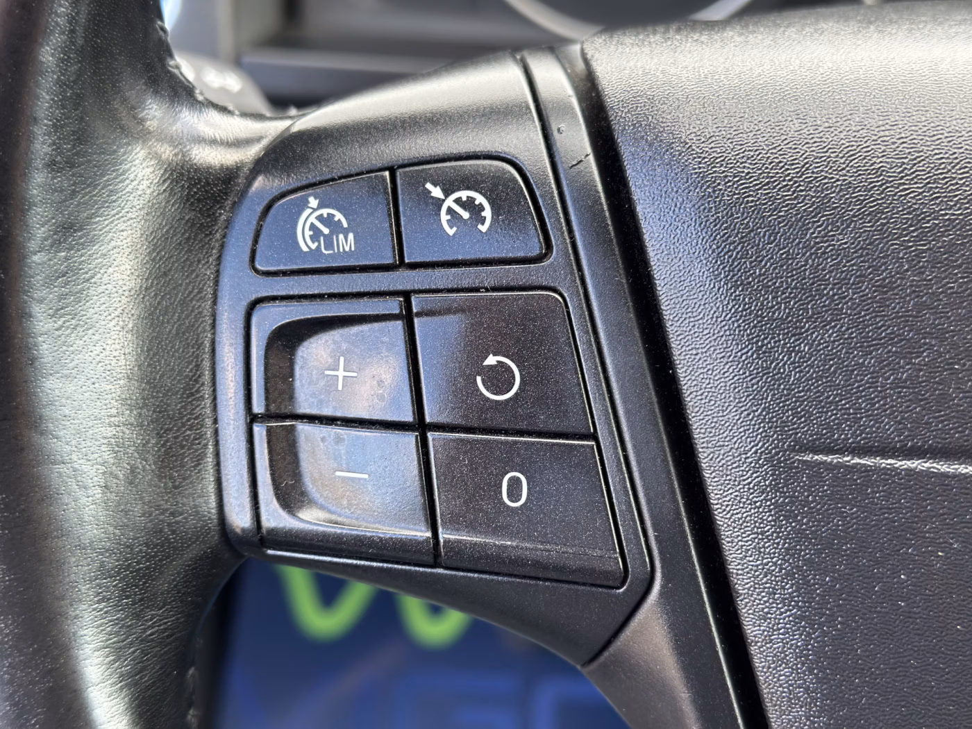 Volvo V60 фото 17