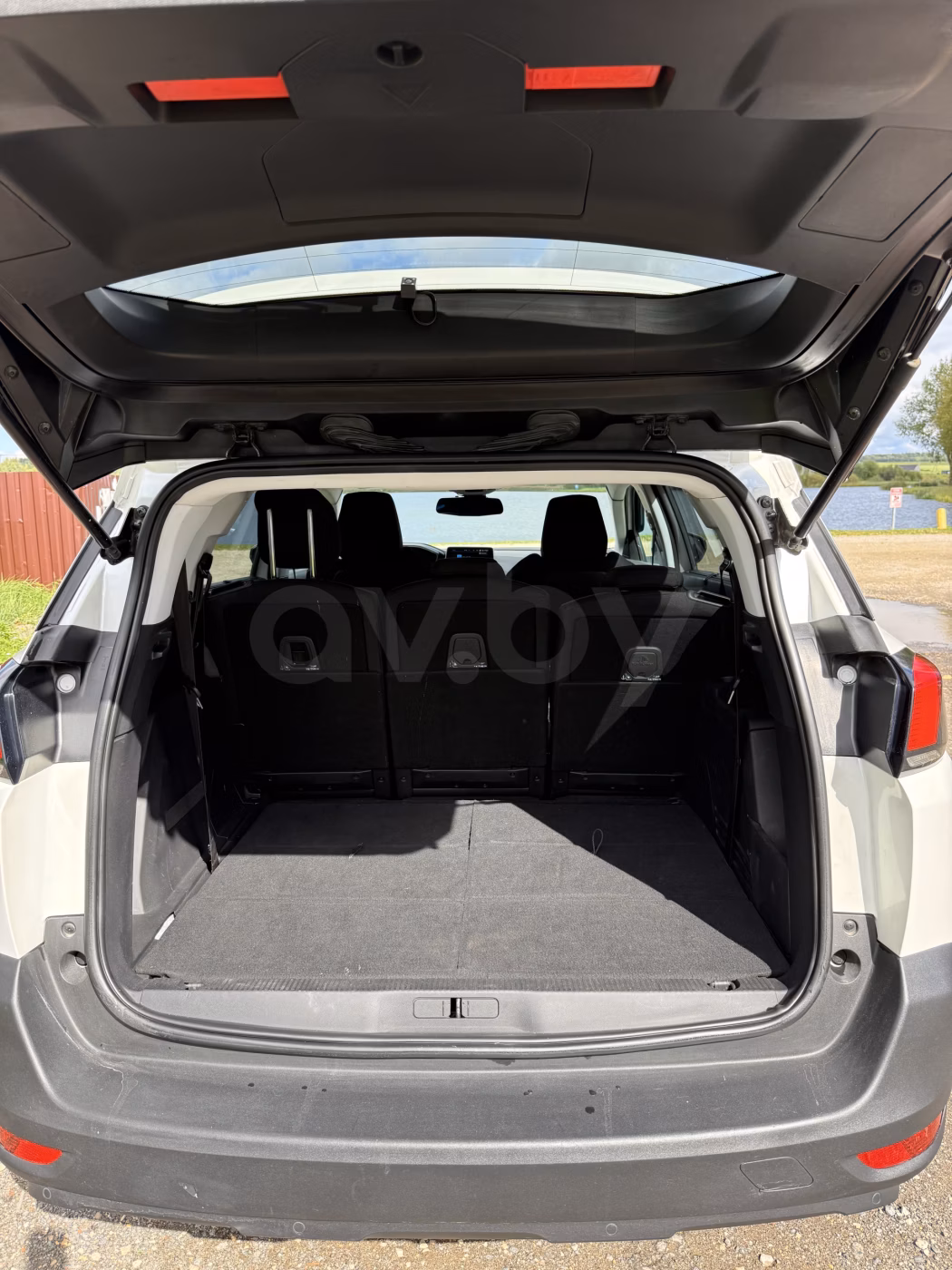 Peugeot 5008 фото 7
