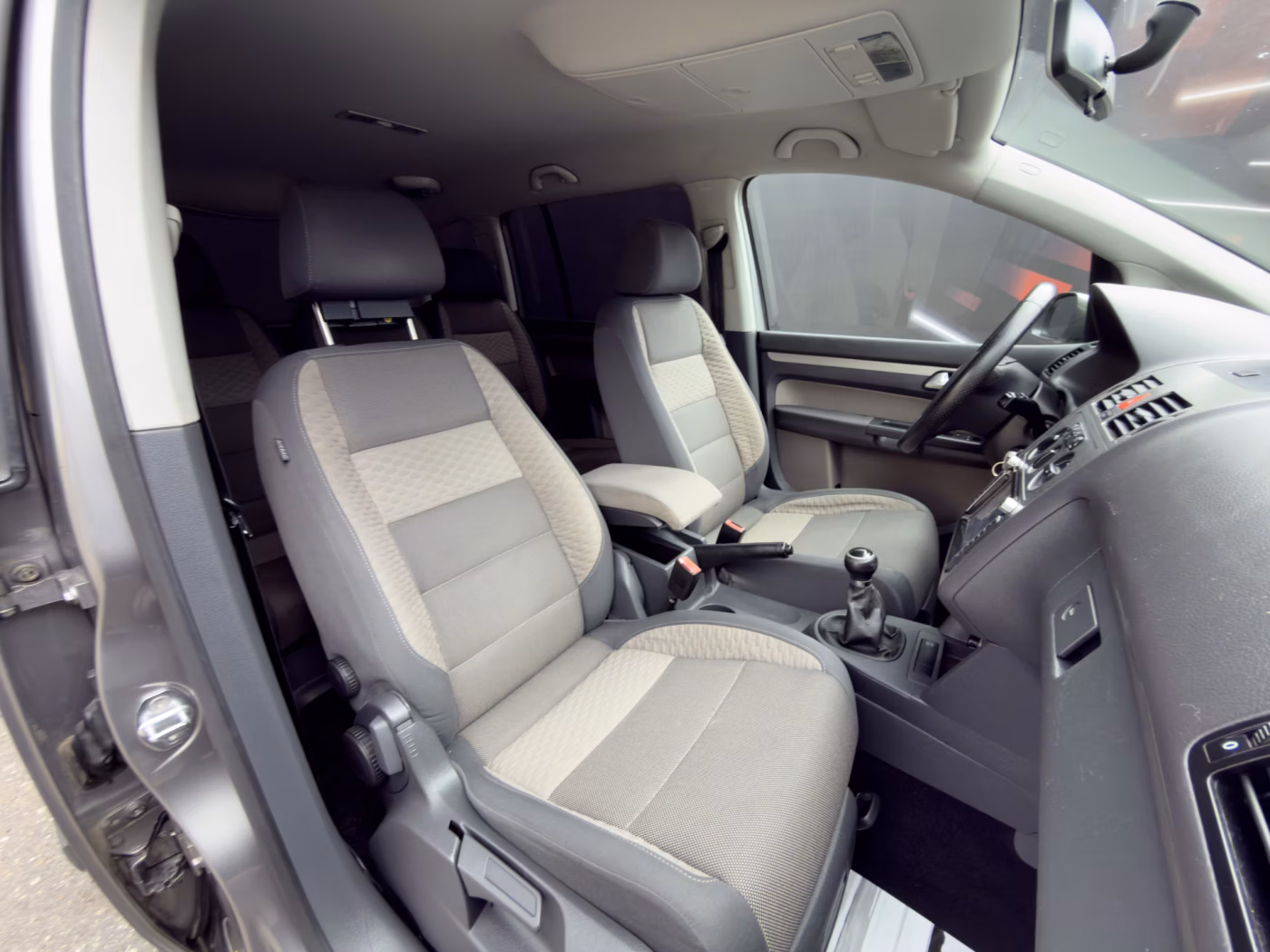 Volkswagen Touran Cross фото 14