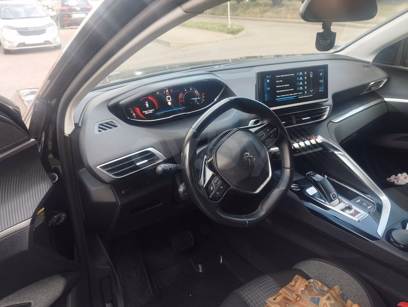 Peugeot 3008 фото 8