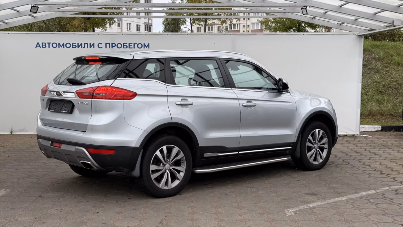 Geely Atlas фото 6