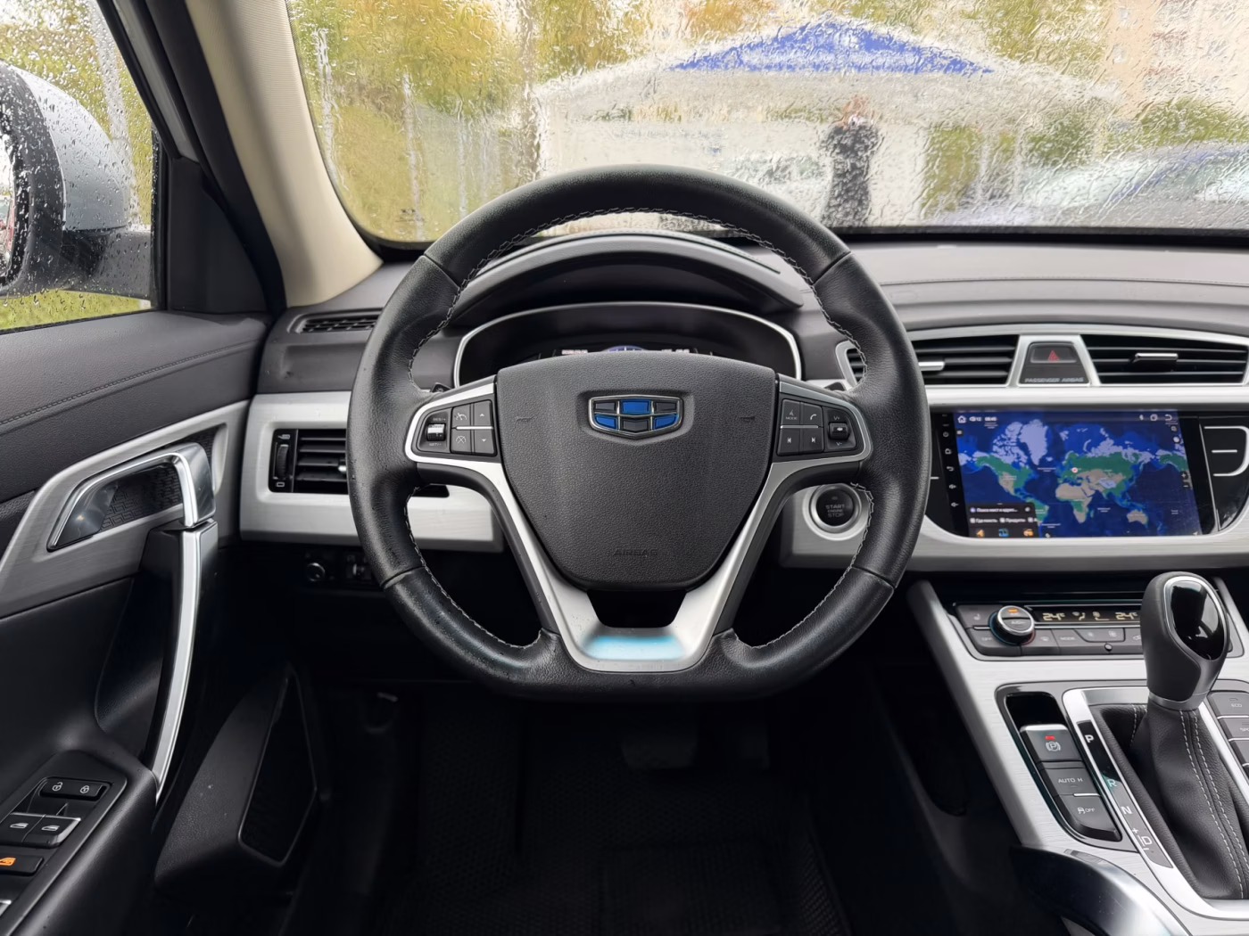 Geely Atlas фото 13