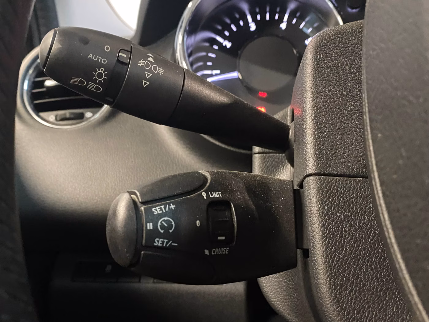 Peugeot 3008 фото 9