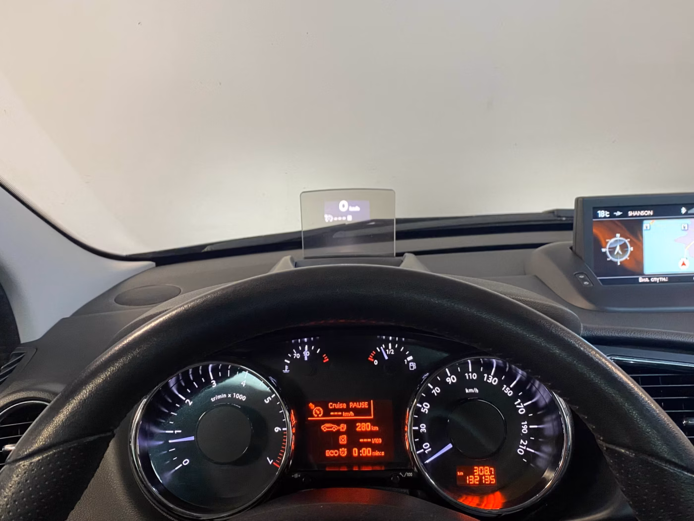 Peugeot 3008 фото 10