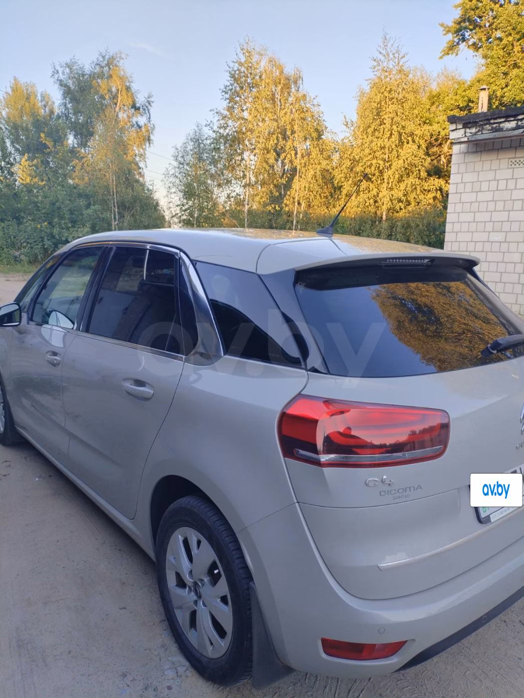 Citroen C4 Picasso фото 7