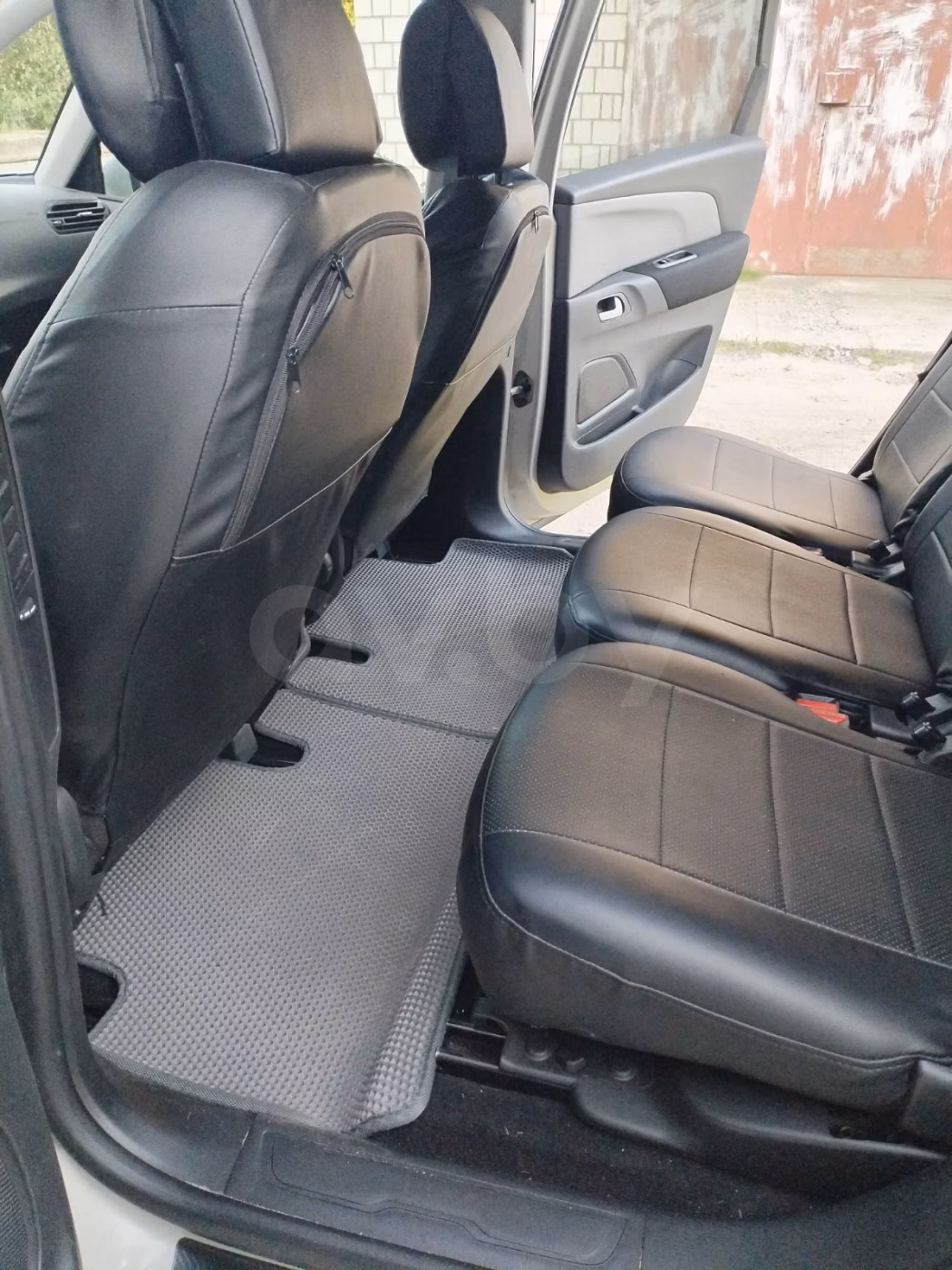 Citroen C4 Picasso фото 8
