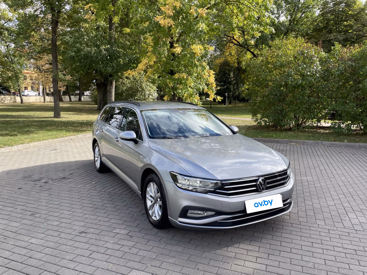 Volkswagen Passat фото 3