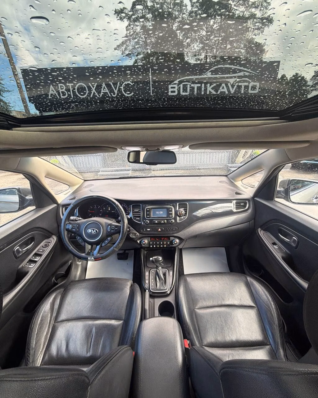 Kia Carens фото 5