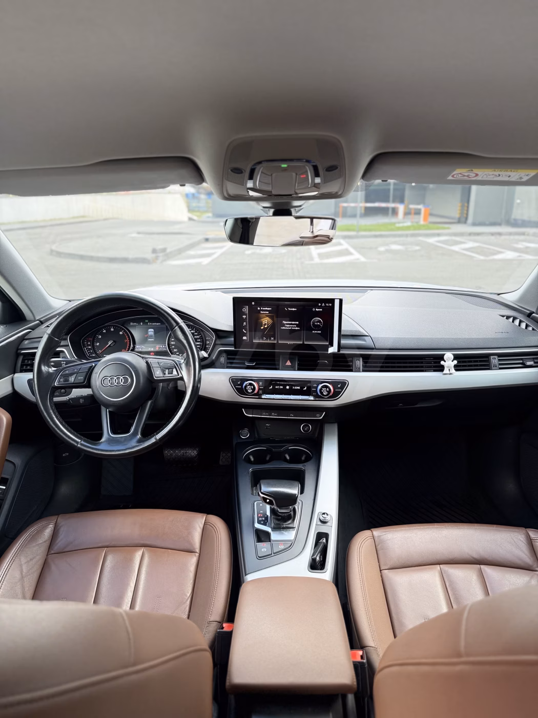 Audi A4 фото 10