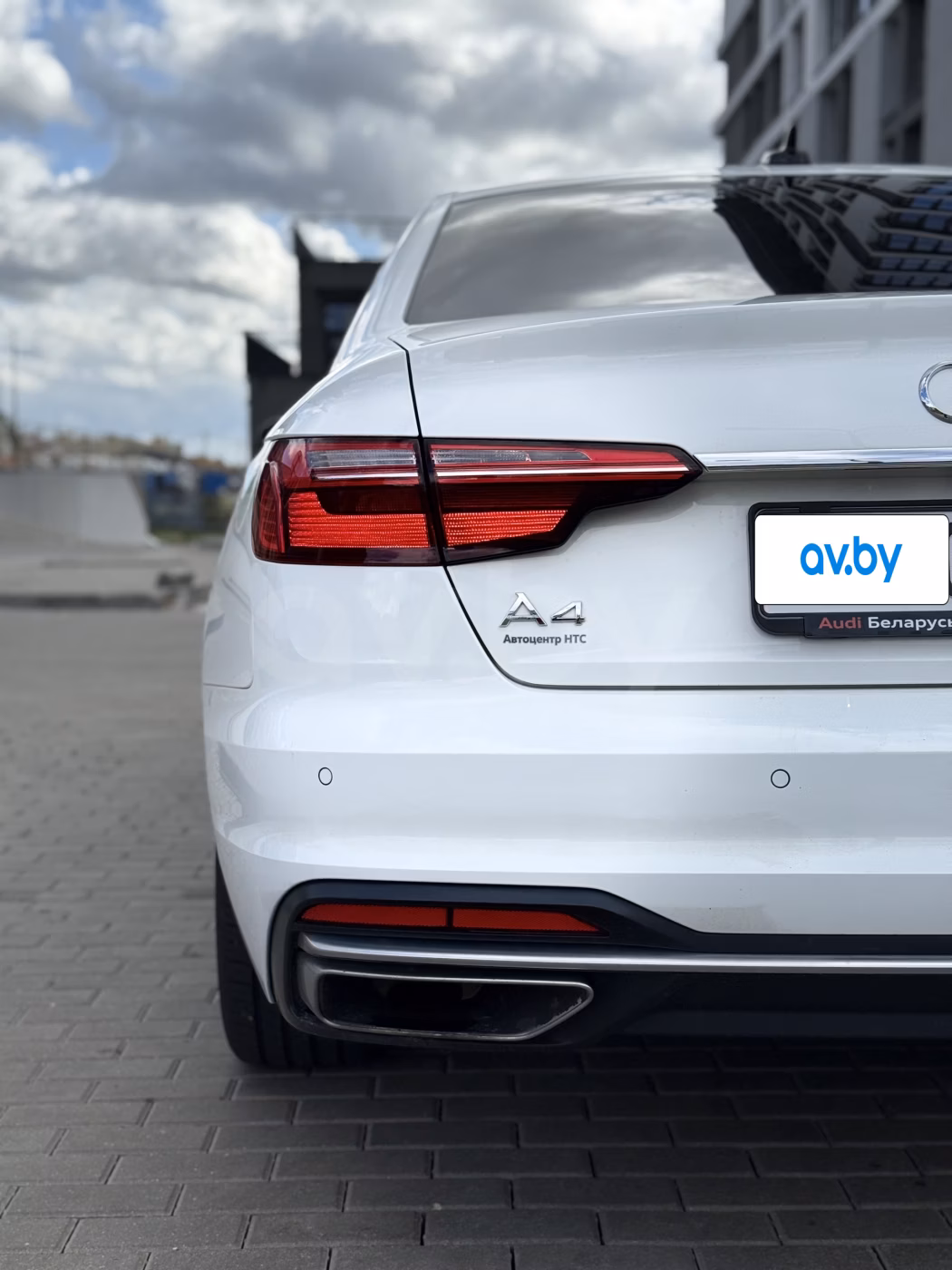 Audi A4 фото 7