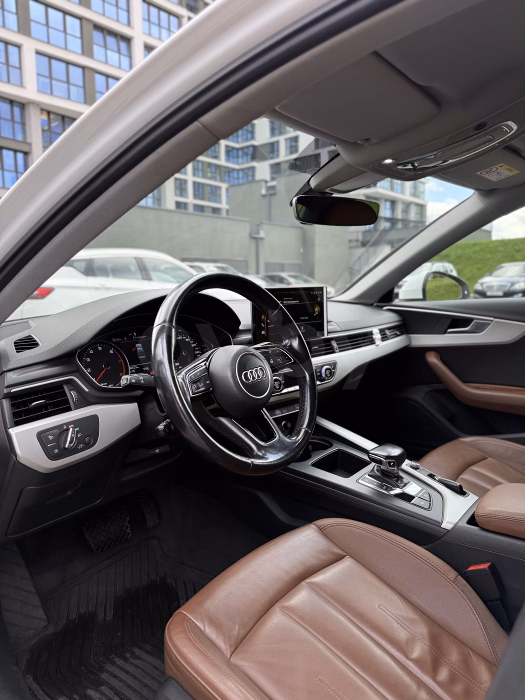 Audi A4 фото 15