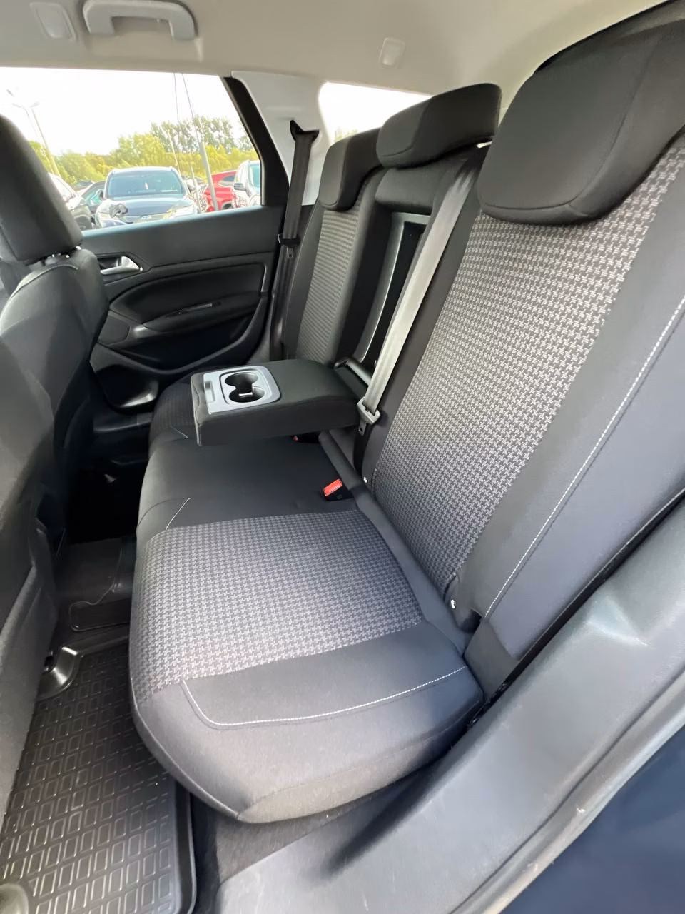 Peugeot 308 фото 14
