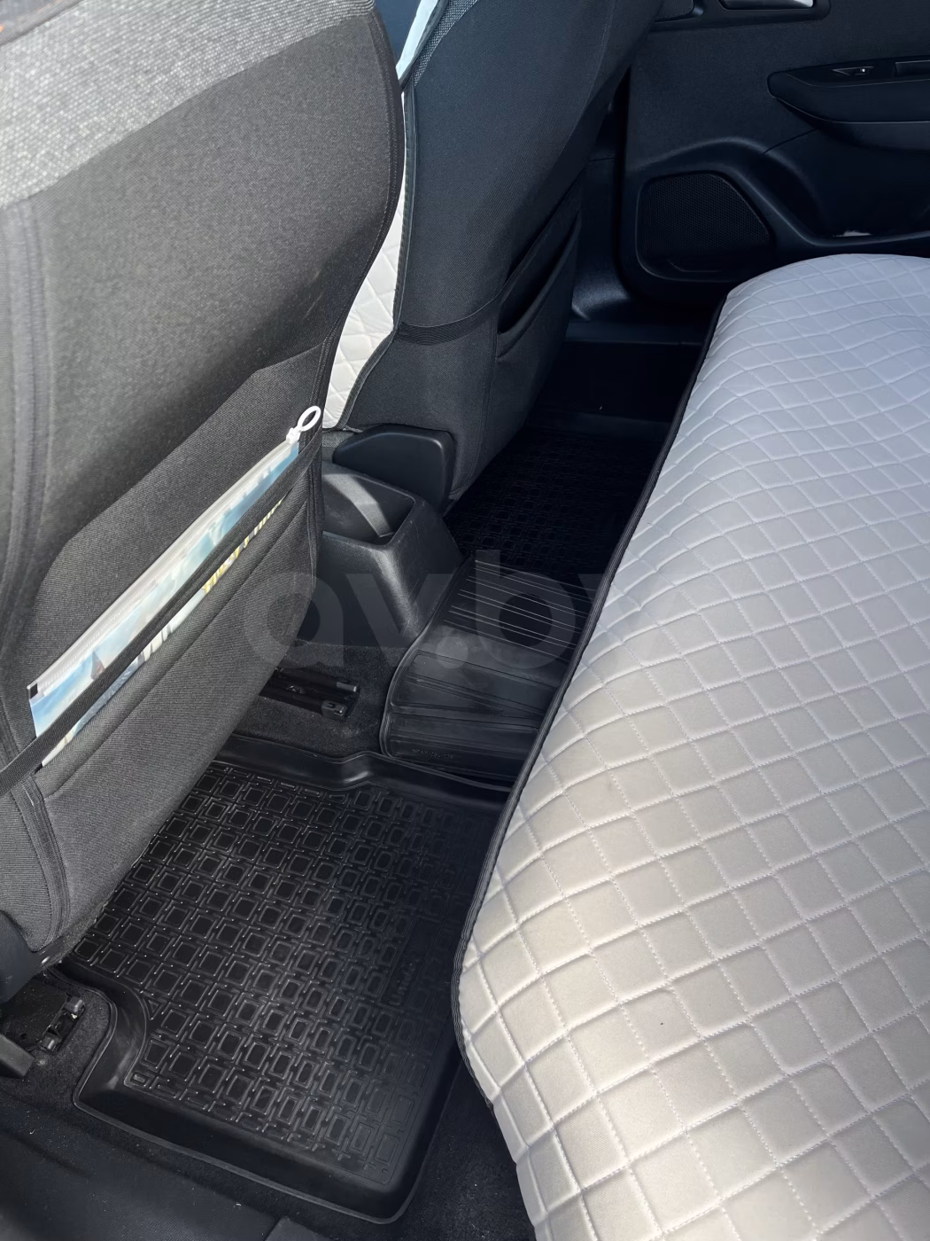 Peugeot 2008 фото 13